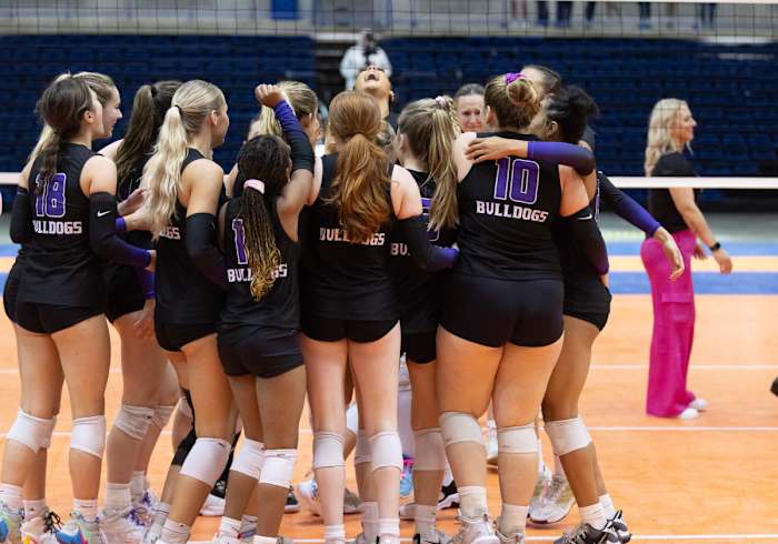 Fayetteville-Conway Volleyball Final__00104